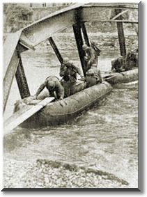 1940-05-14-MONTHERME-PONT PROVISOIRE ALLEMAND.jpg